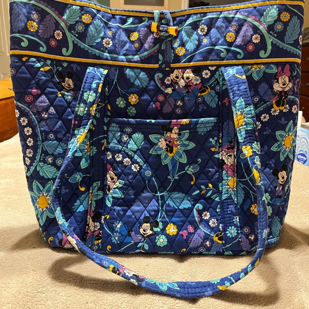 DISNEY Vera Bradley Tote